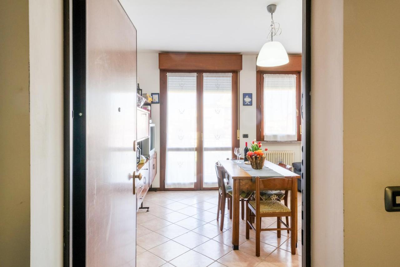 Parma Fiere Studio Con Parcheggio E Balcone Apartment Exterior photo